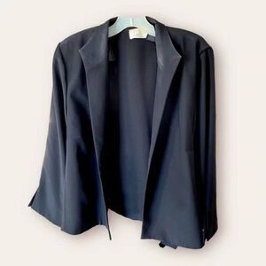Vintage Black Deep Flowy Lapel Blazer